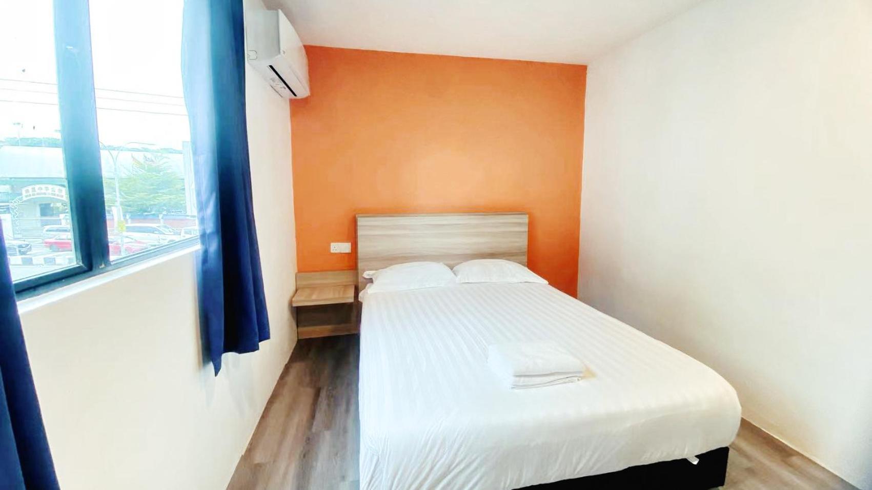 Hi-Inn Miri Extérieur photo