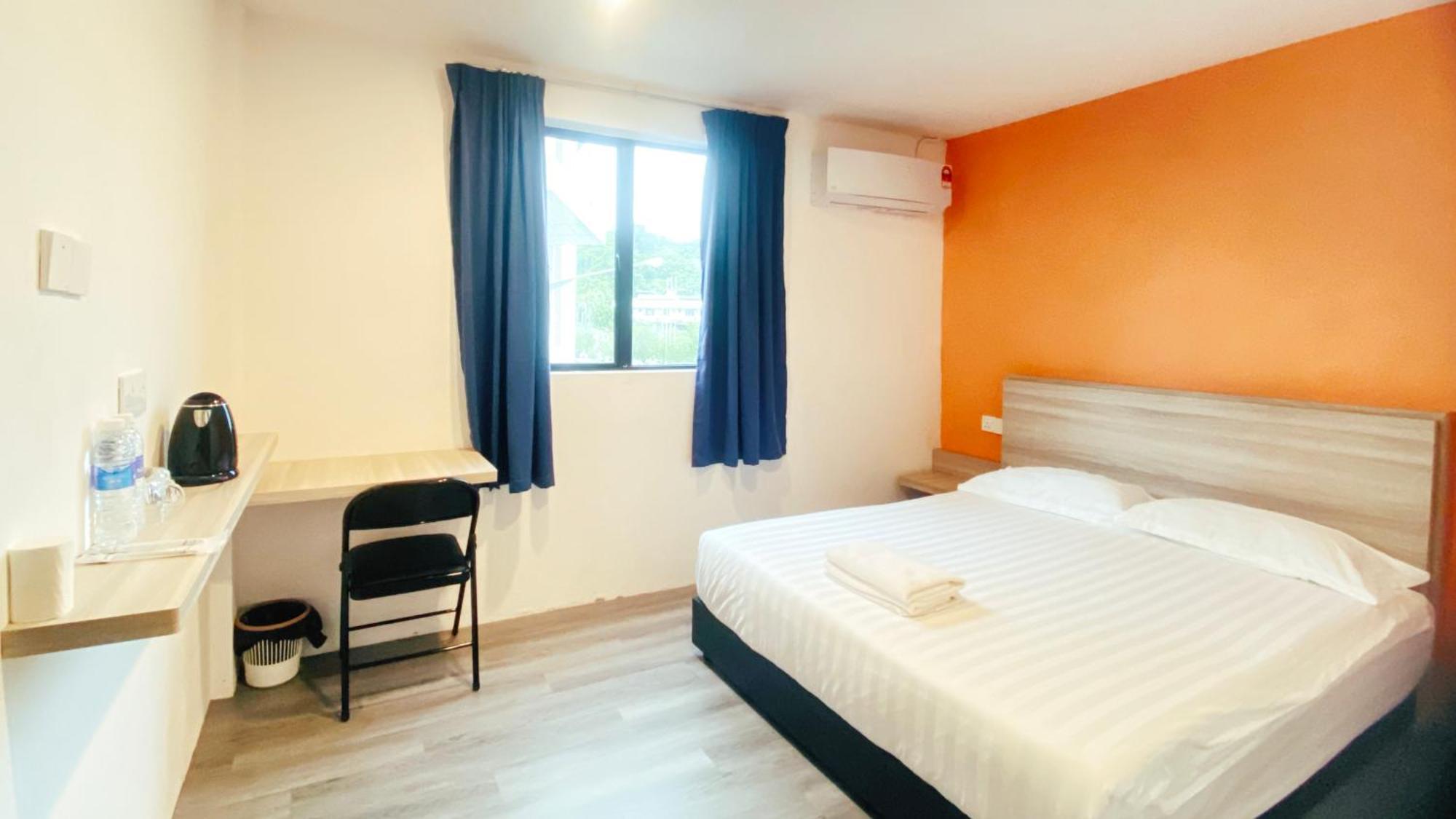 Hi-Inn Miri Extérieur photo